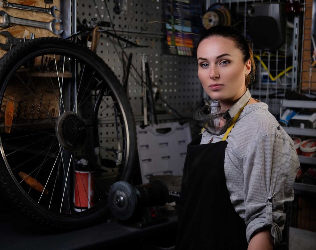 About Beautiful Brunette Female Wearing Working Clothes SZ7AHYV 1024x809